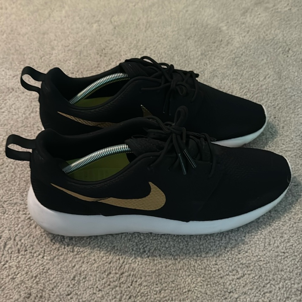 Nike Roshe - ID/Customs - sz 10 Men’s